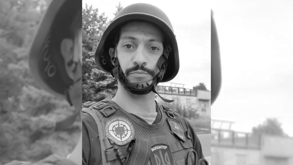 Під час обстрілу автівки на Донеччині загинув харківський волонтер