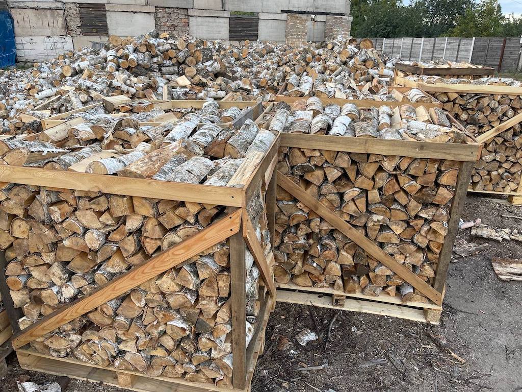 Домогосподарствам Донеччини поступово надають допомогу з твердим паливом. Слов’янська пока в переліку немає