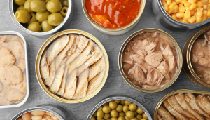 Рибні, м‘ясні та овочеві консерви: шкода чи користь?