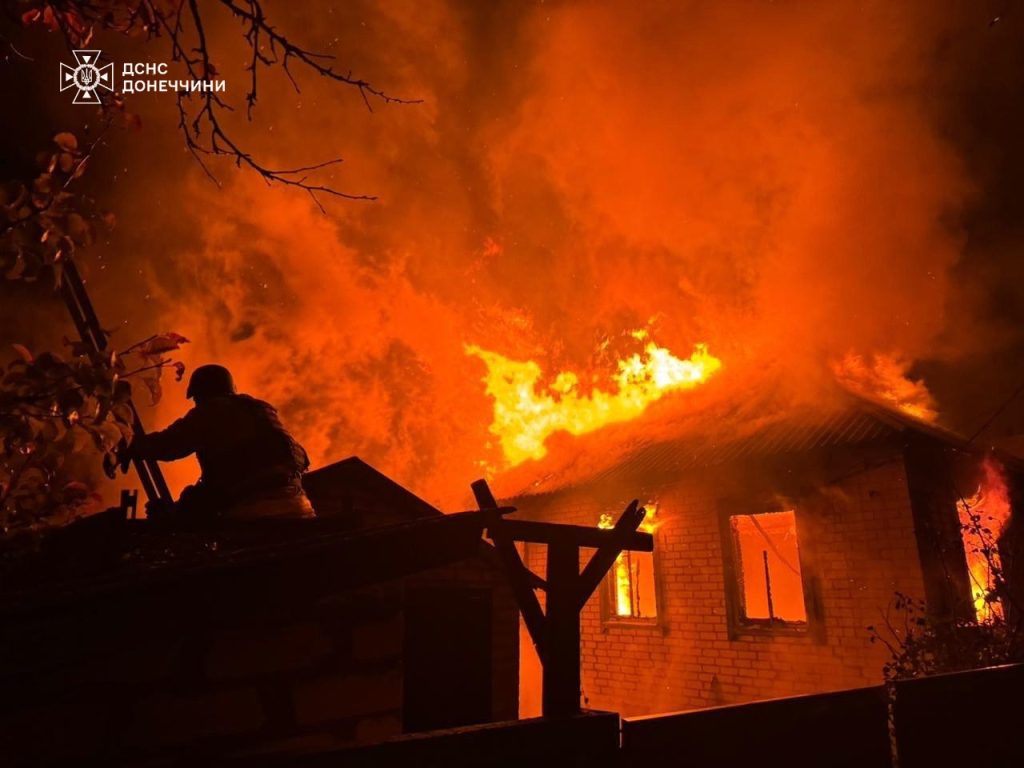 Понад 360 пожеж ліквідували рятувальники Донеччини протягом жовтня