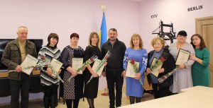 У Словʼянську нагородили тих, хто довгі роки рухає вперед культуру у громаді. Фото