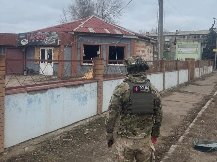 Обстріли Донеччини: багато руйнувань та поранені в Покровську