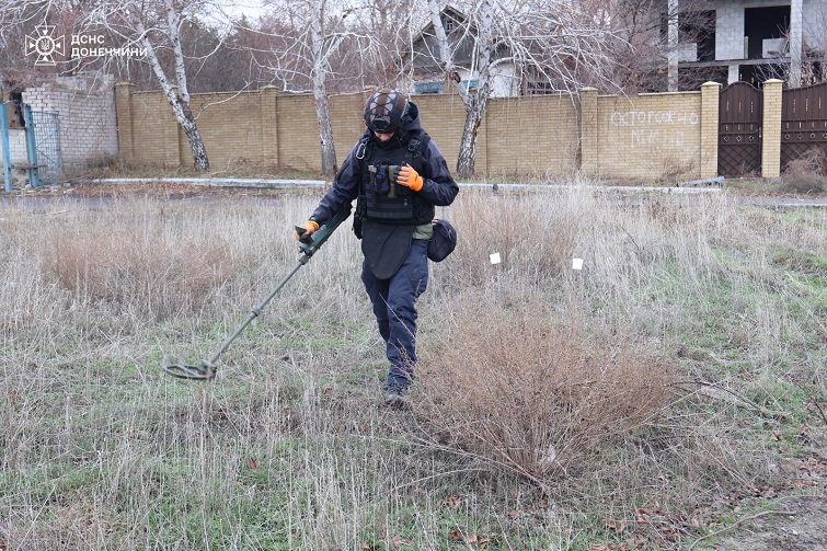 За тиждень піротехніки ДСНС обстежили 67 000 кв. м території
