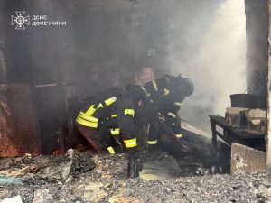 Сьогодні у Лимані на пожежі загинула жінка