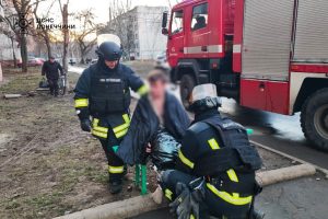 У Дружківці під час ліквідації пожежі надзвичайники врятували чоловіка