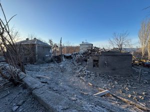 Обстріли Донеччини: двоє поранених у Краматорському районі, п’ятеро – в Покровському, значні руйнування у Костянтинівці