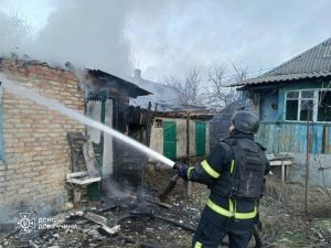 У Лимані горіла господарча споруда