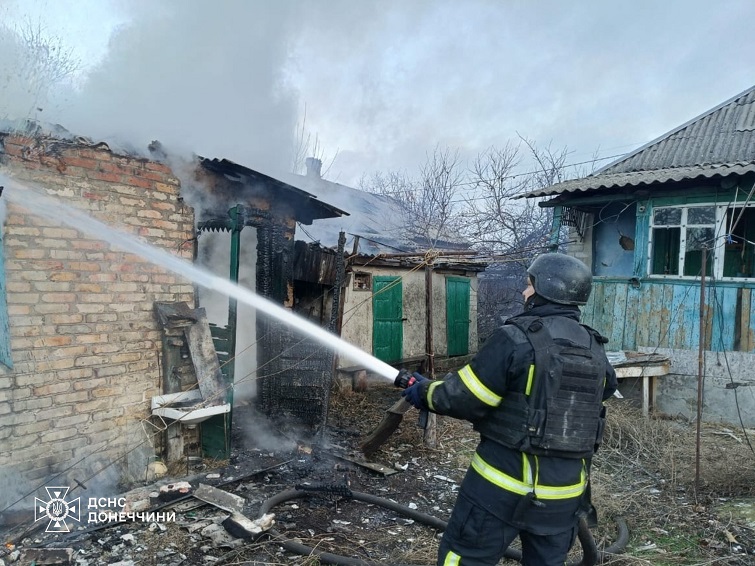 У Лимані горіла господарча споруда