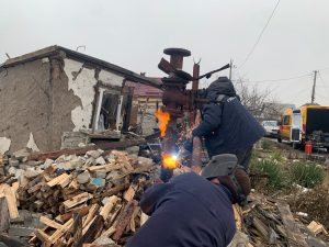 Донецькоблгаз майже щодня усуває наслідки бойових дій на газових мережах