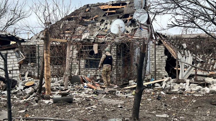 Обстріли Донеччини: росіяни вбили двох жителів Донеччини, ще одну людину поранили