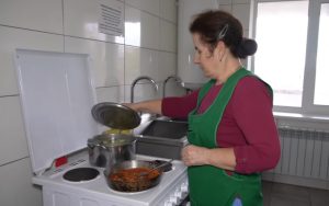 Переселенців з Донеччини забезпечують новими меблями та технікою для тимчасового проживання