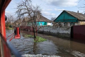 У Краматорську внаслідок паводку підтоплено кілька прибудинкових ділянок: ситуація під контролем