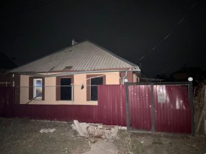 У Словʼянську стався обстріл: пошкоджено будинки та автівки