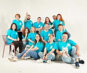 Як студентська компанія зі Словʼянська перетворилася на громадську організацію “Задзеркалля”, яка зараз створює молодіжні центри, хаби та освітні програми по всій Україні