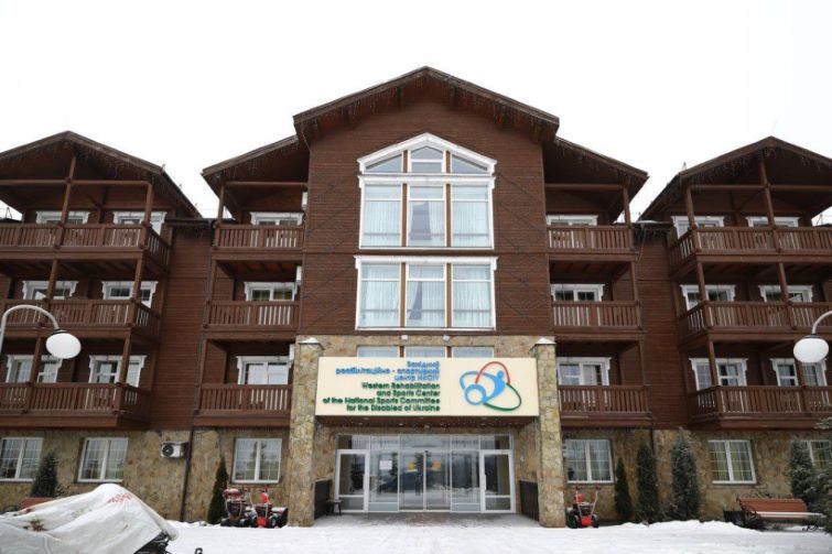 Центр «ІНВАСПОРТ» запрошує військових та цивільних з інвалідністю на реабілітацію у Львівській області