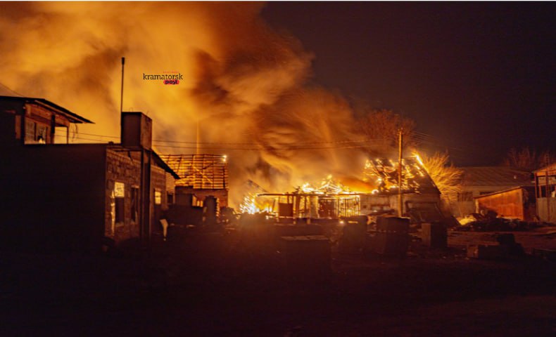 Краматорськ зазнав ворожого удару: пошкоджено цивільну інфраструктуру (фото)