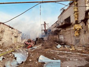 Три керовані авіабомби сьогодні росіяни скинули на Краматорськ: є поранені