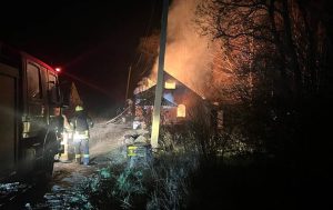 Протягом доби рятувальники Донеччини ліквідували 5 пожеж, одна з яких — наслідок ворожого обстрілу