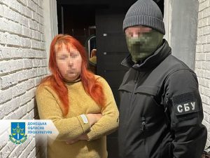 Наводила вогонь окупантів на місця дислокації ЗСУ – затримано агентку з прифронтового Слов’янська