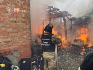 Рятувальники Донеччини ліквідували 9 пожеж, 4 з яких сталися через обстріли