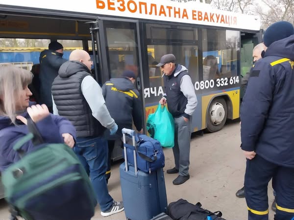 Від початку року вже майже 500 людей безкоштовно розселені у більш безпечних регіонах.