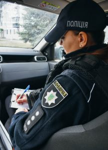 У Слов’янську чоловік знехтував заборонним приписом: патрульні зафіксували повторне домашнє насильство