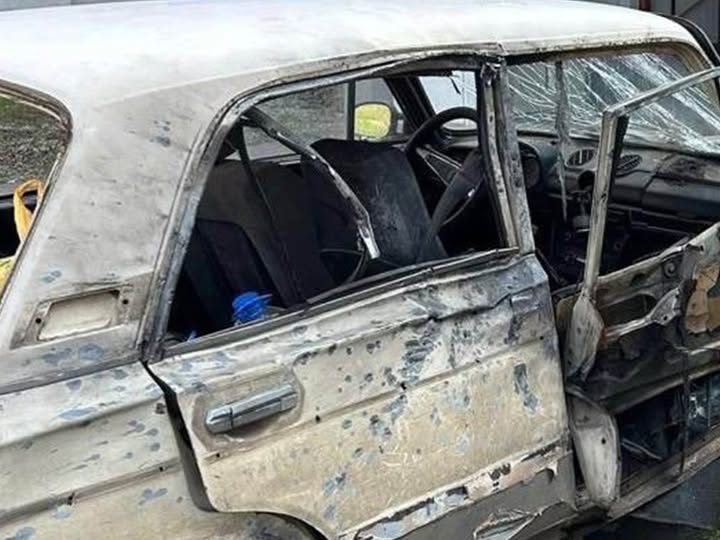 Окупанти поцілили «FPV-дроном» у цивільну автівку – троє людей поранено