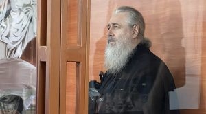 Митрополіт Святогірський Арсеній залишиться під вартою: апеляційний суд не змінив запобіжний захід підозрюваному в колабораціонізмі священнослужителю