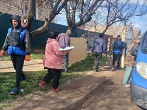 Яку гуманітарну допомогу надавали жителям Донеччини