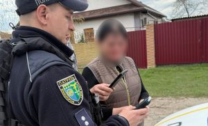 Нетвереза водійка пропонувала патрульним неправомірну вигоду: поліцейські передали правопорушницю слідчо-оперативній групі