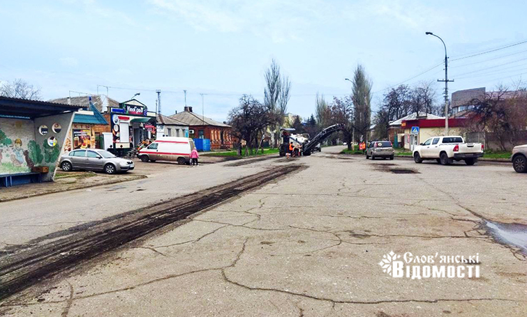 f112b238 c929 4e30 a4d4 8ee10d037105