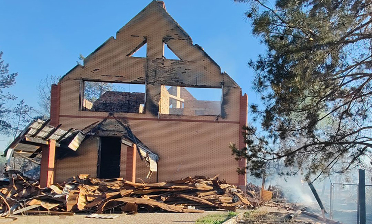 Чотири людини загинули, вісім були поранені через масовані обстріли Донеччини