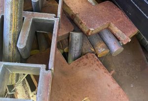 У Краматорську затримали водія, який перевозив метал без документів