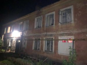 У Слов’янську пошкоджено 2 двоповерхівки, промзону і газогін. Оперативна ситуація по області станом на ранок 8 травня