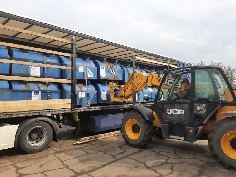 Ємності по 850 літрів для зберігання пального отримала Донеччина від уряду Фінляндії