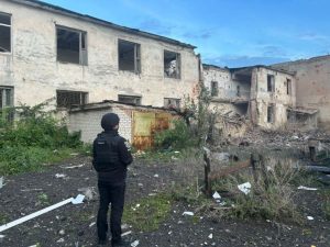 За минулу добу росіяни 21 раз обстріляли населені пункти Донеччини