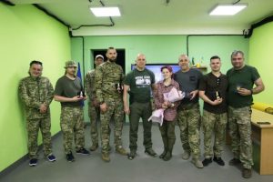 Нагрудні знаки «Захисник Донеччини» отримали сьогодні військовослужбовці 206-го окремого батальйону ТРО