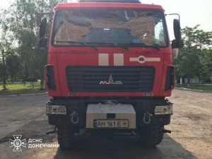 Під час гасіння пожежі в Слов’янську поранено рятувальника