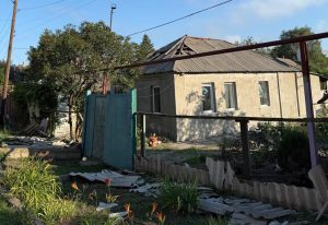 У Слов’янську “Шахеди” вдарили по Залізничному та Кераммашу, є пошкодження