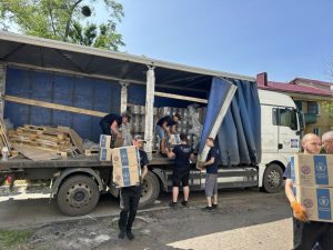 Понад 250 тонн допомоги за тиждень: гуманітарний штаб і благодійники підтримують громади Донеччини