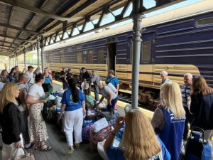 Евакуація триває: 856 мешканців Донеччини, з них 152 дитини, знайшли прихисток з початку року у безпечніших регіонах України