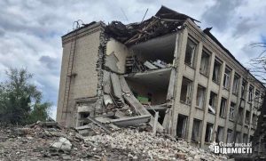 Ніч під вогнем у Святогірську: фоторепортаж наслідків обстрілу