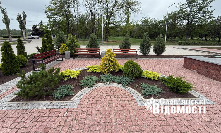 photo 5318843970329113200 y