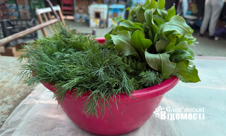 photo 5318843970329113307 y