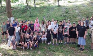 680 дітей з Донеччини вирушили на відпочинок у Карпати: стартувала друга оздоровча зміна