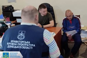 Мешканець Краматорська вдарив підлітка ножем в живіт: йому загрожує до 8 років за гратами