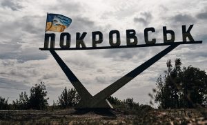 У Покровську залишається понад тисячу мешканців: доставити допомогу — майже неможливо(відео)