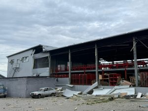 Слов’янськ знову під обстрілом БПЛА: постраждали термінал “Нової пошти” та житловий район