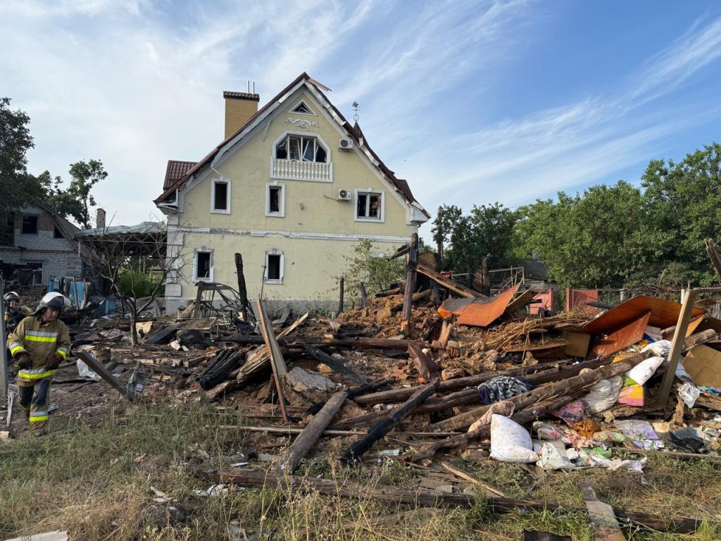 Слов’янськ зазнав нічної атаки “Шахедами”: загинула людина