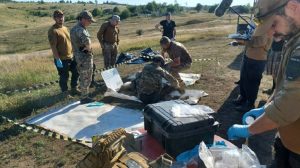 Пошуковці загону “Плацдарм” знаходять та передають на ідентифікацію тіла загиблих на Донеччині